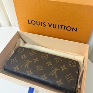 Louis Vuitton Clémence Wallet